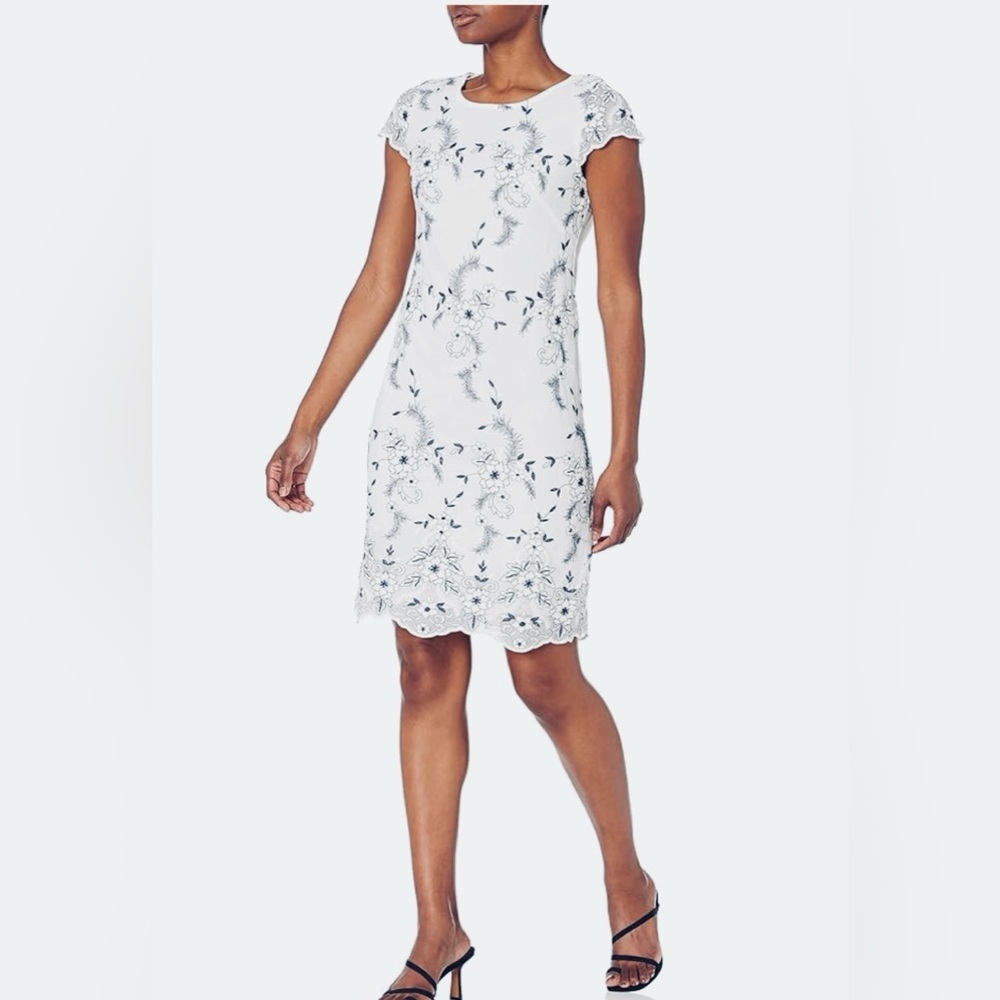 Donna Ricco New York White and Blue Floral Dress